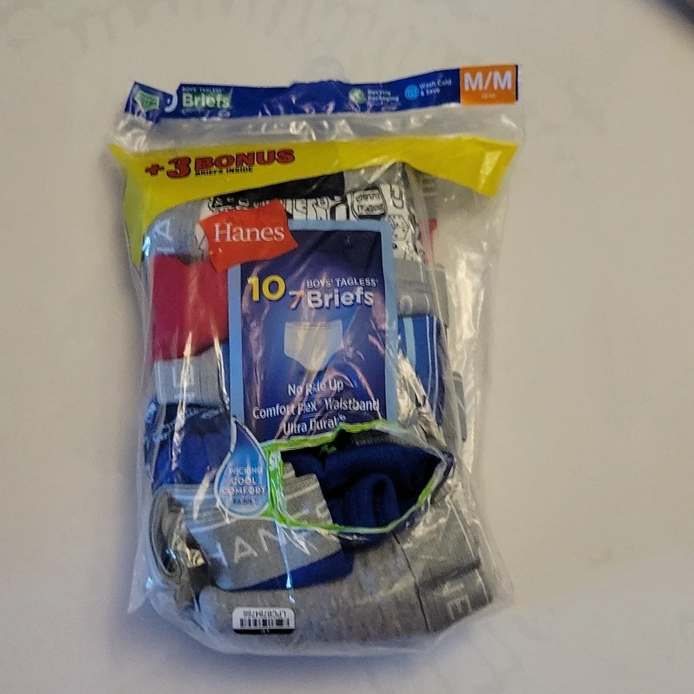 HANES Tagless Briefs 10 pair Boys Medium 10-12